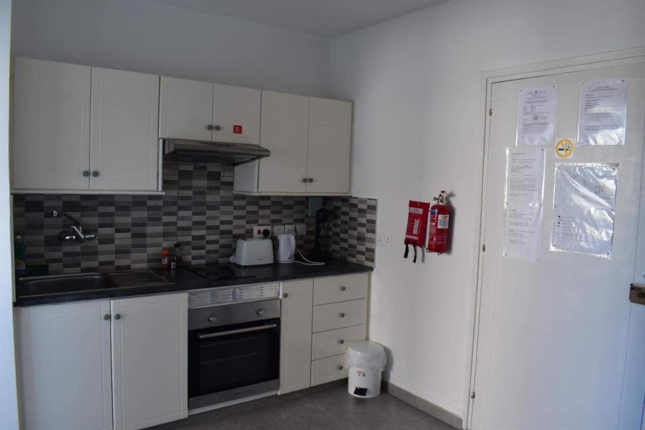Maria Holiday Apartments Протарас Екстериор снимка